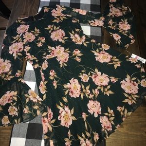 Bell sleeve midi dress